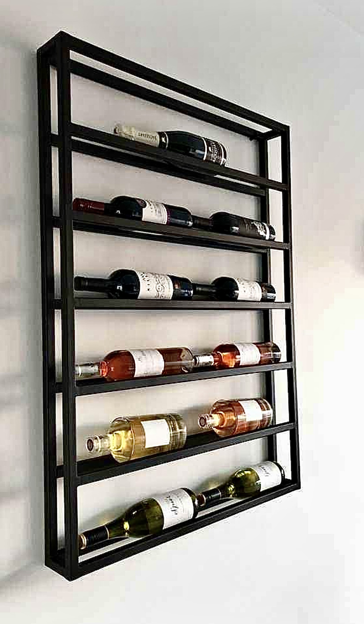 Cava de 12 botellas.